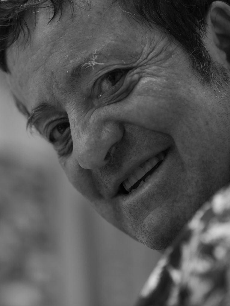 Photographie authentique en noir et blanc d'un homme